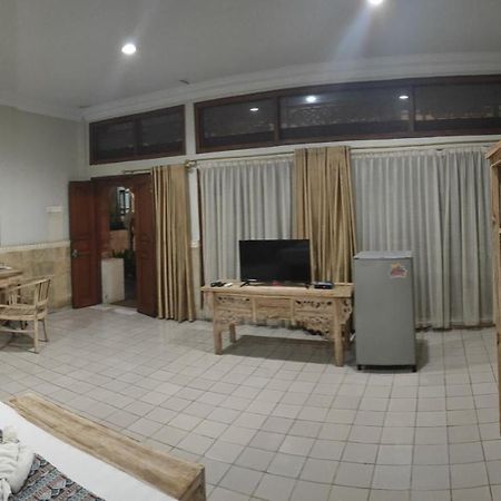 Hana Kuta Beach Hotel Екстер'єр фото