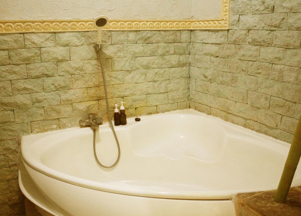 Hana Kuta Beach Hotel Екстер'єр фото